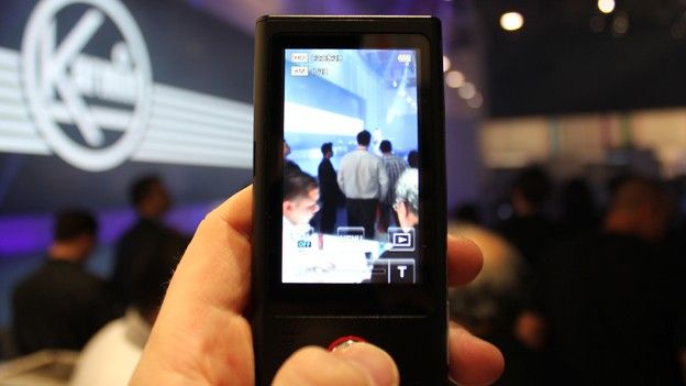 Sony Bloggie Live in use