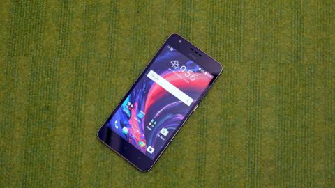 HTC Desire 10 Lifestyle review