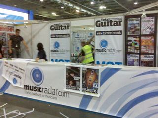 MusicRadar stand lims