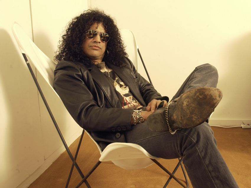 Slash - he&#039;s not taking a rest