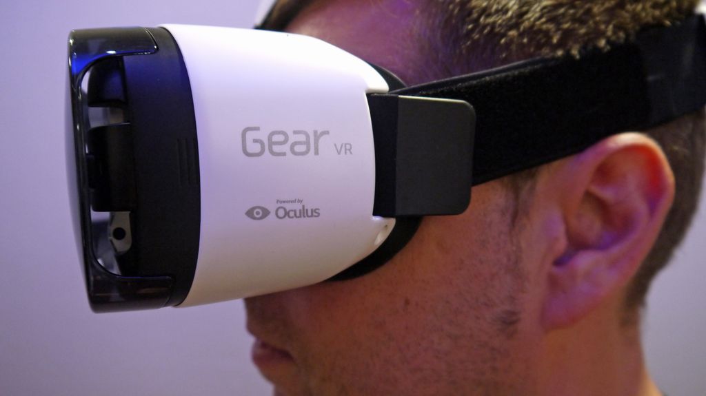 Samsung Gear VR headset will give you Note 4powered virtual reality TechRadar
