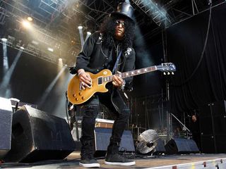 A solo album almost done, Velvet Revolver on the hunt, Slash keeps busy