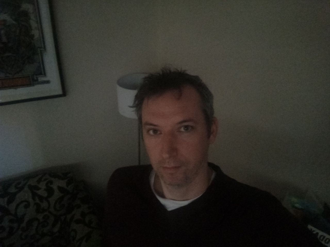 Even in a darkened room the selfie cam makes the most of limited light.