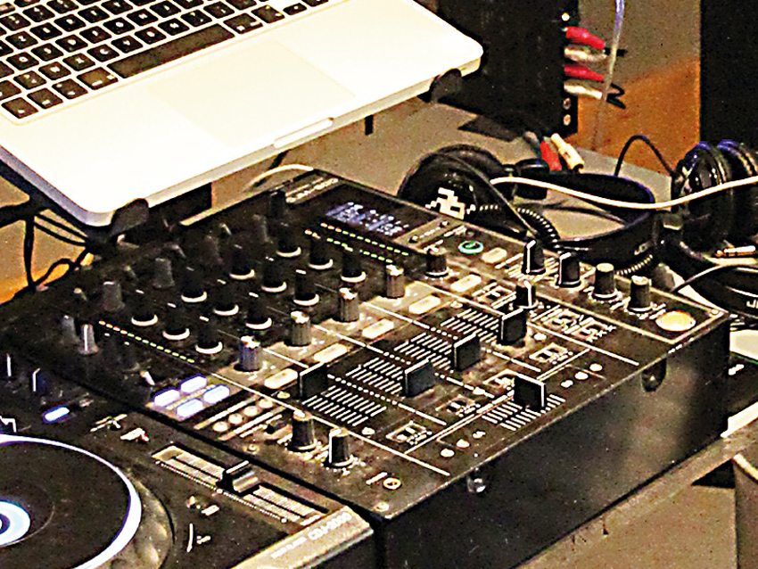 Pioneer DJM-800