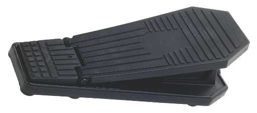 The plastic &lsquo;treadles&acute; trigger sounds effectively, but there is no realistic or responsive pedal feel