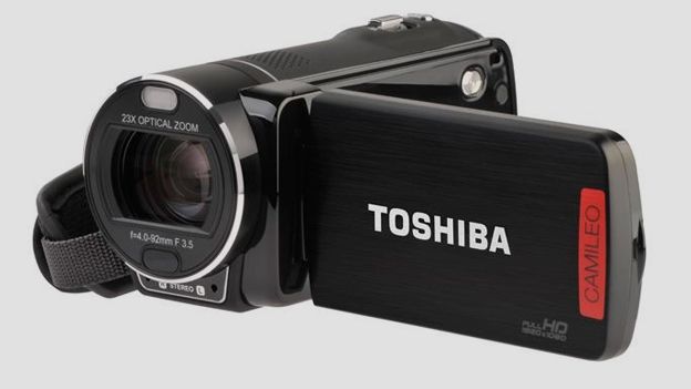 Toshiba Camileo X400