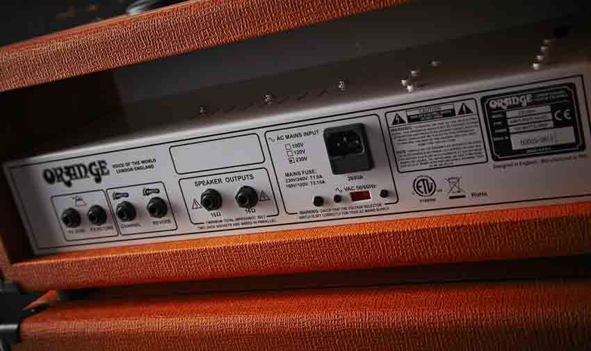 With 120 watts of solid-state power, the CR120 offers plenty of gigging grunt