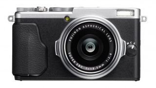 Fuji X70