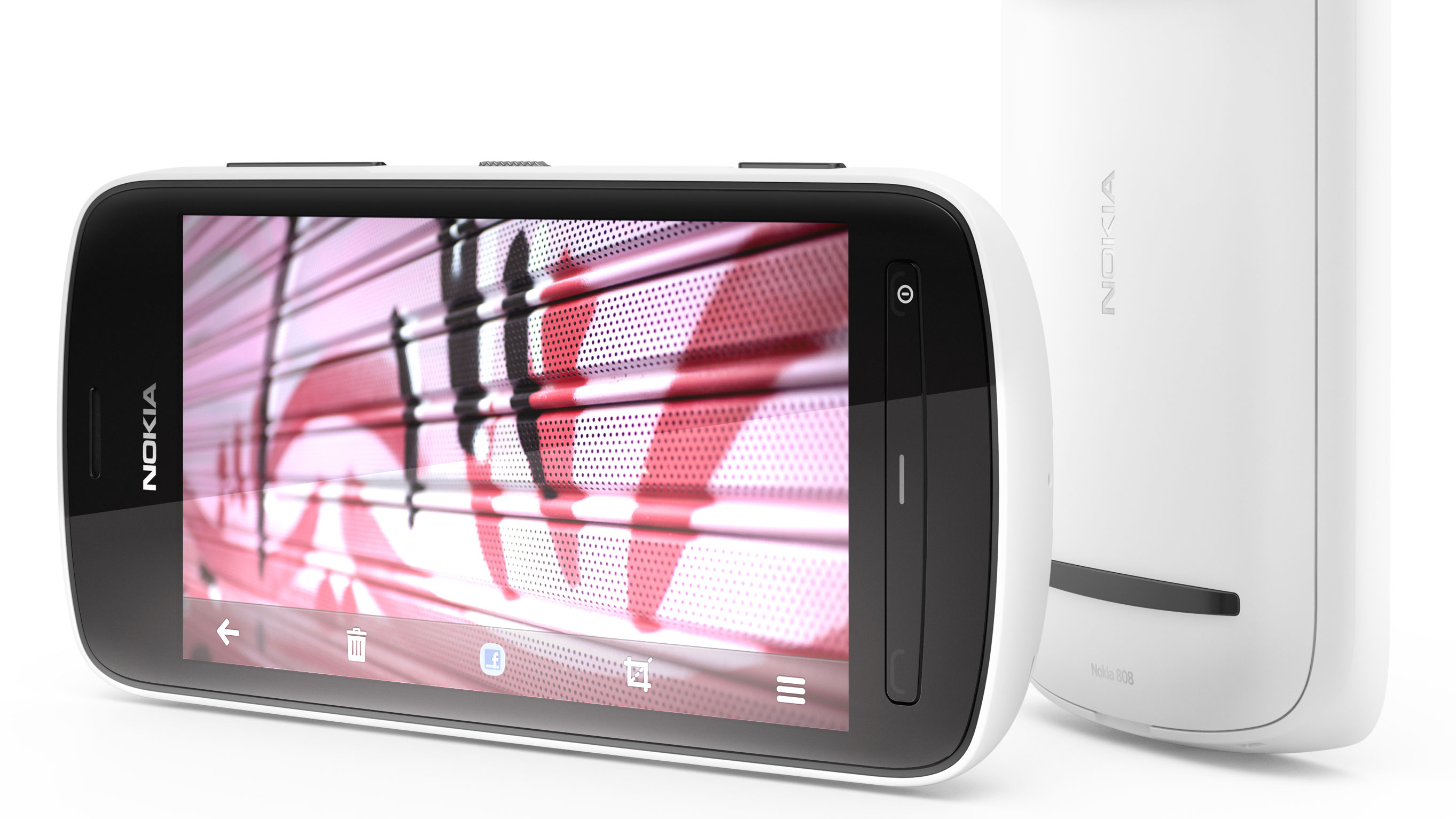 WIN! A Nokia 808 Pureview 41MP cameraphone