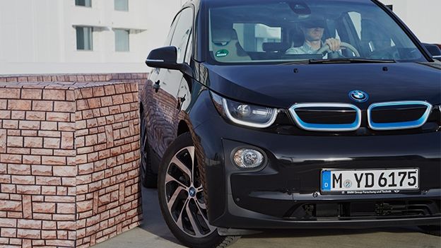 BMW i3 360-degree collision avoidance review: hands on