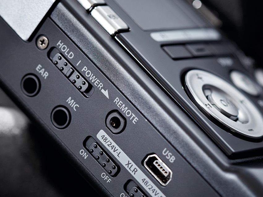 The LS-100 can be used as a USB audio interface and has phantom power for mics.