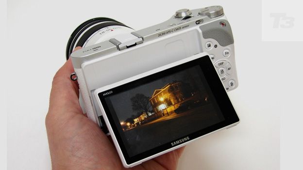 Samsung NX300 review