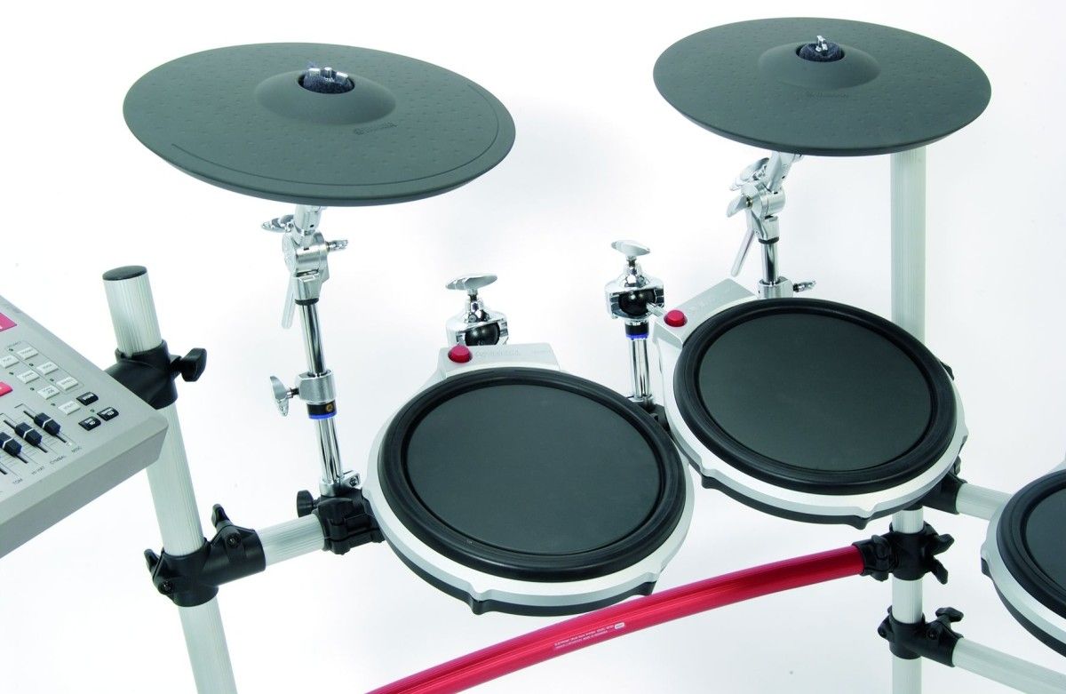 The Xtreme IIS is an arresting-looking beast.