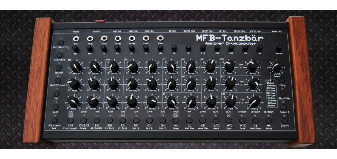 The Tanzb&auml;r drum machine.