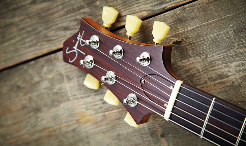 The modernist headstock has virtually straight string-pull from the Kluson tuners to the nut grooves