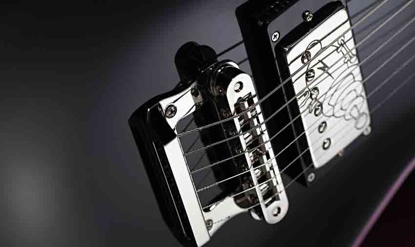 The two-in-one tailpiece and TonePros bridge gives the guitar a brighter sound