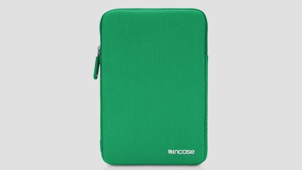 Incase Neoprene Pro Sleeve