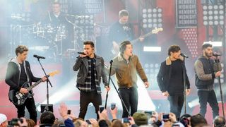 One Direction live in Central Park