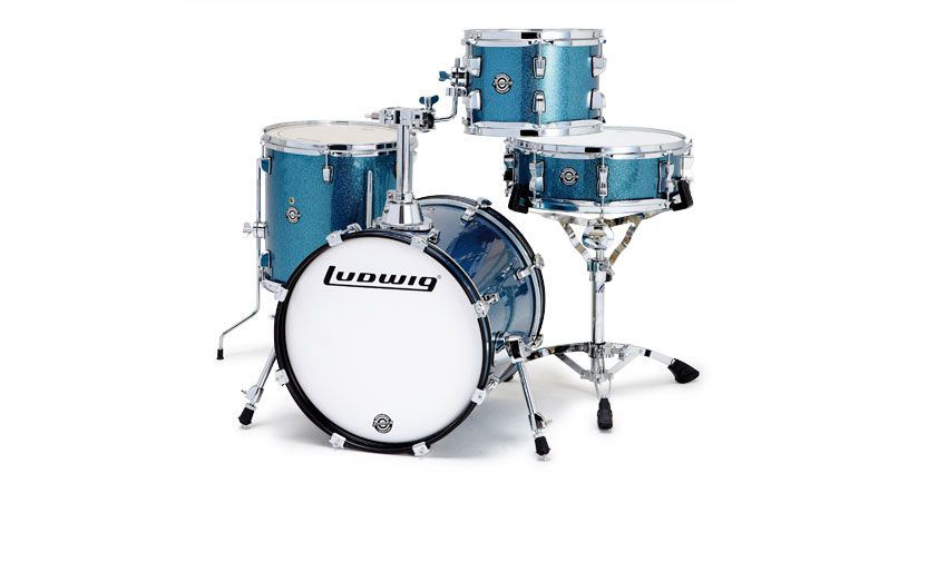 The chromed hardware feels solid, with a weighty tom-holder, quality, smooth hoops and sturdy riser