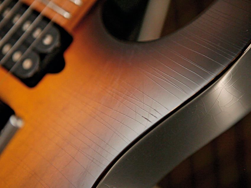 Guthrie has come to favour bent steel saddles and a nitro finish.