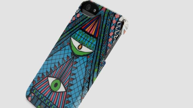 Incase x Mara Hoffman Snap case