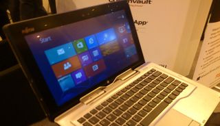 Hands on: Fujitsu Stylistic Q702 tablet