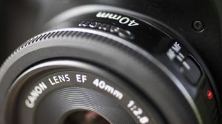 Canon EF 40mm f/2.8 STM review
