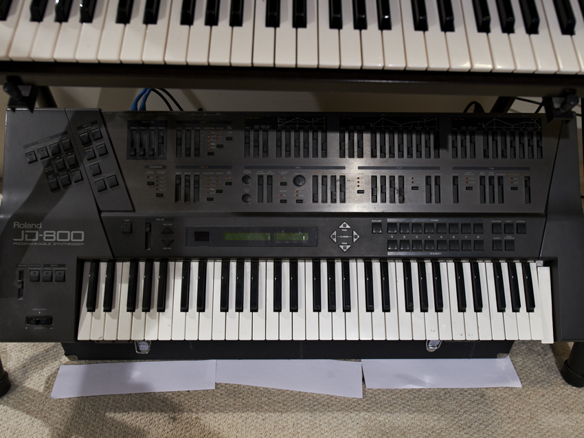 Roland JD-800