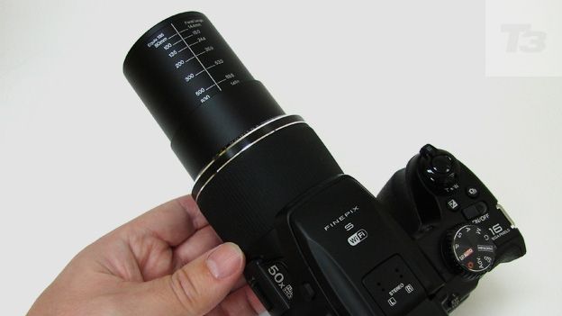 Fujifilm FinePix S9400W review