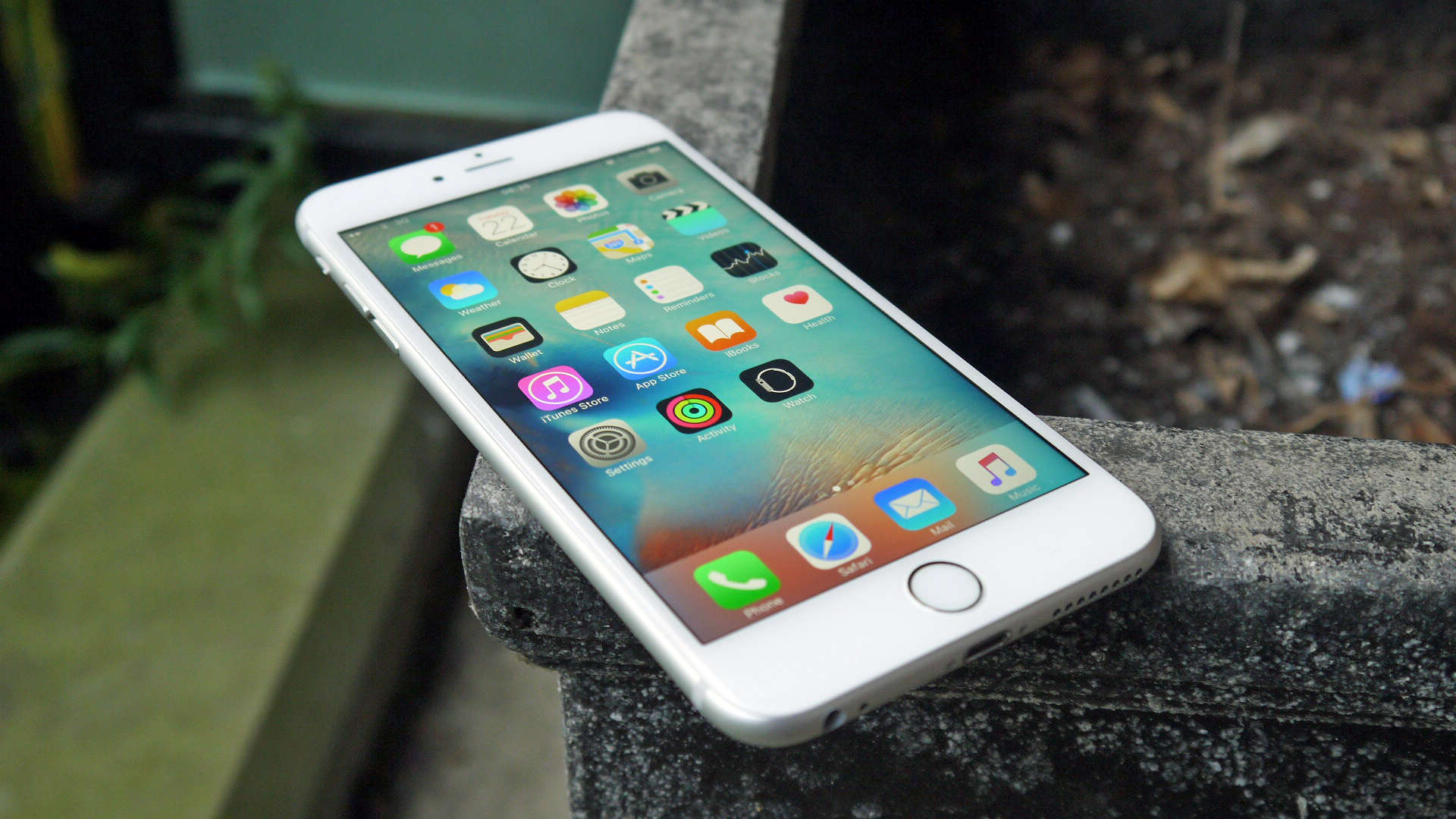 iPhone 6S Plus review TechRadar