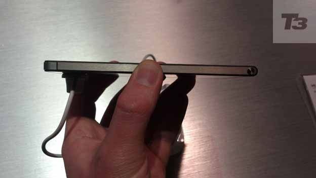 Ascend P6 left