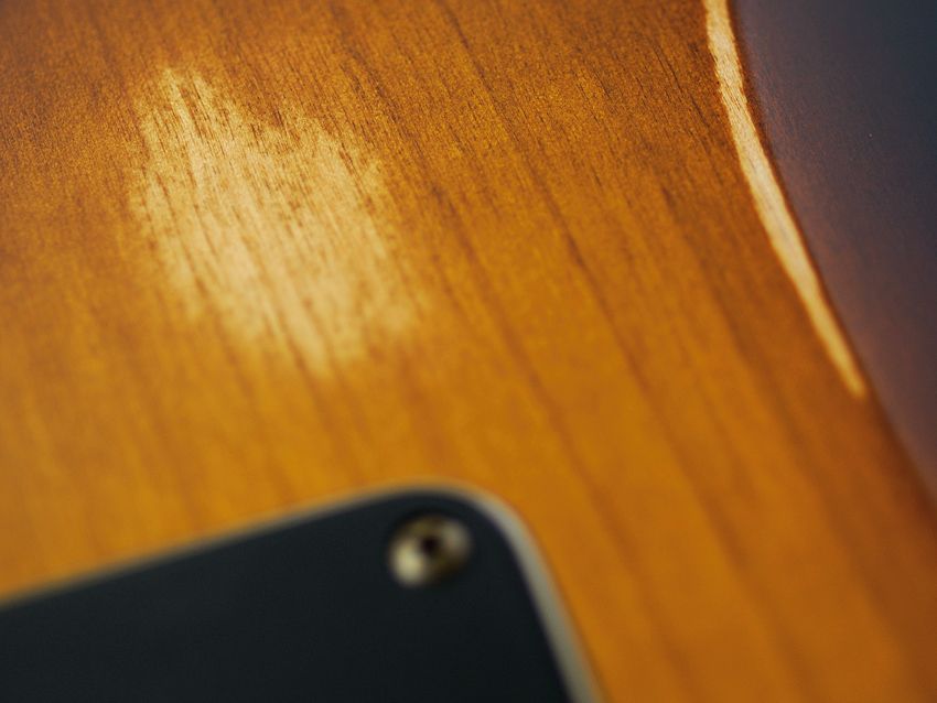 The thin nitro finish will appeal to vintage fans.