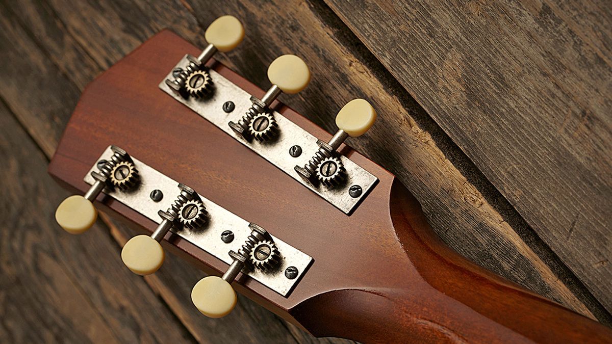 The Golden Age restoration tuners look fantastic in aged nickel with matte cream buttons