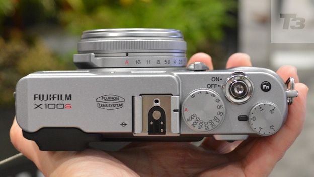 Fujifilm 100S review