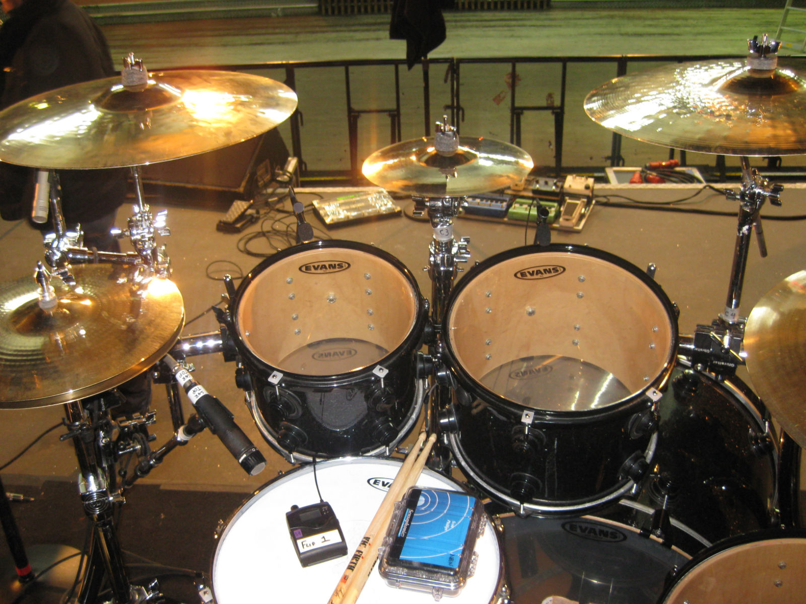 Alter Bridge drummer shows us around his DW