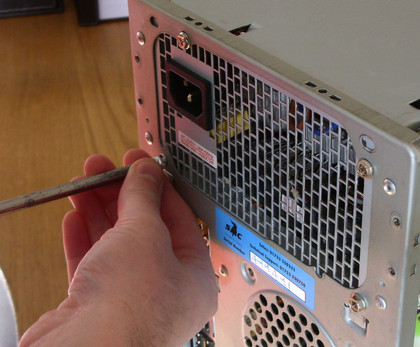 How to install a power supply