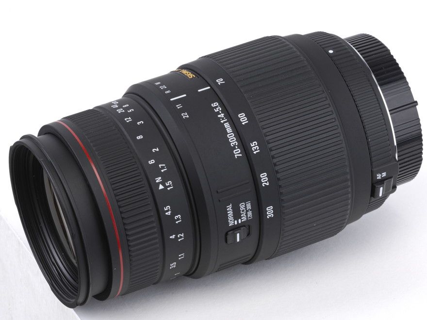 Tamron 70-300mm F4-5.6 with Nikon AF Mount