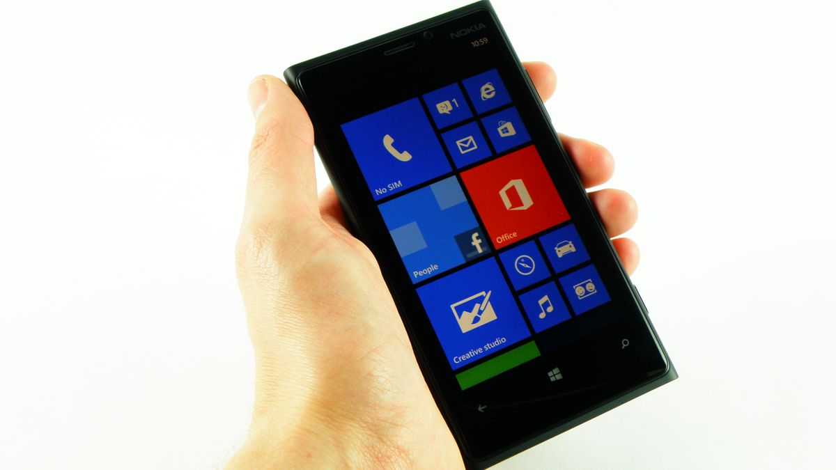 nokia-rolling-out-software-bumps-for-lumia-920-820-and-620-handsets