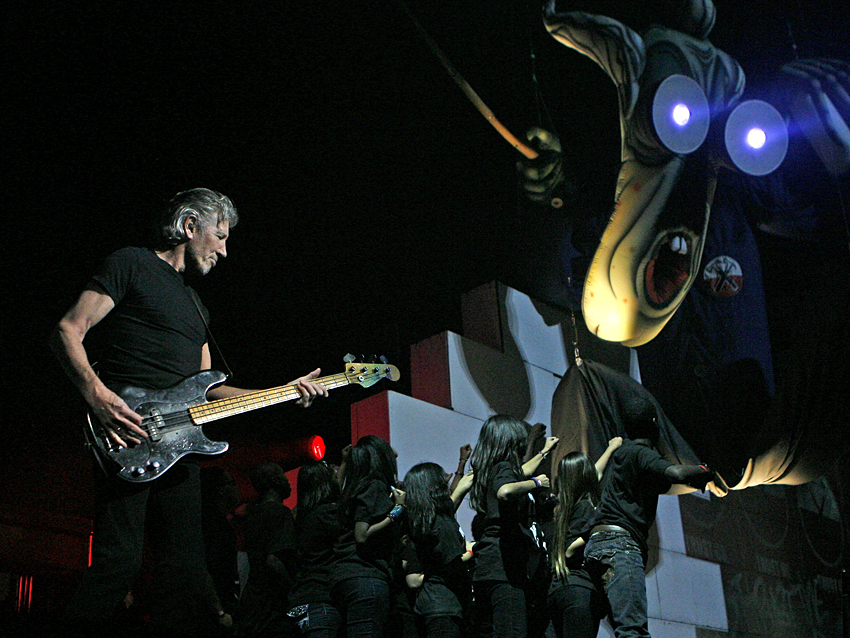 Roger Waters&#039; Wall Live show is an impressive production