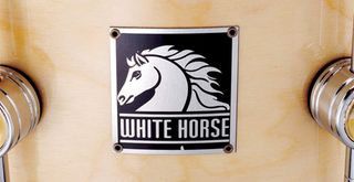 Gear4Music white horse legend kit