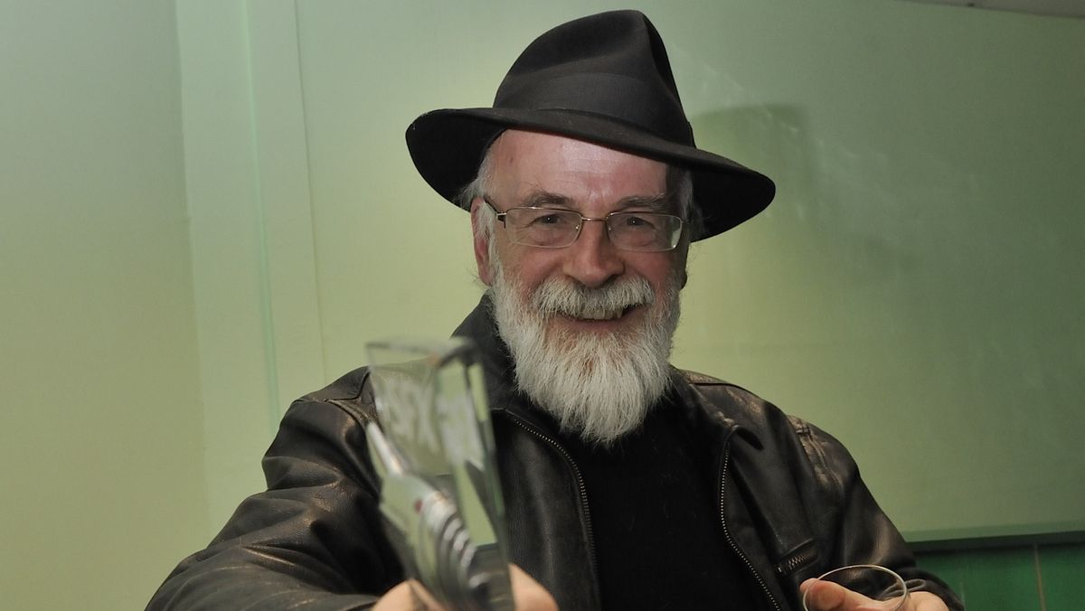 Sir Terry Pratchett - 1948-2015 | GamesRadar+