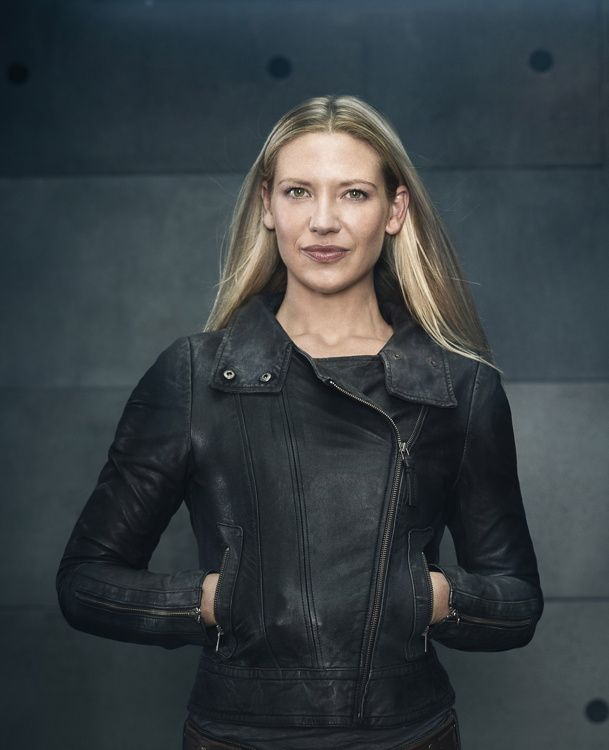 FRINGE Anna Torv Interview GamesRadar+