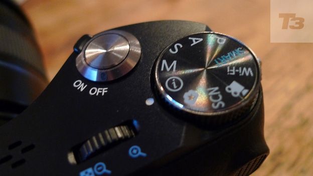 Samsung NX210 review