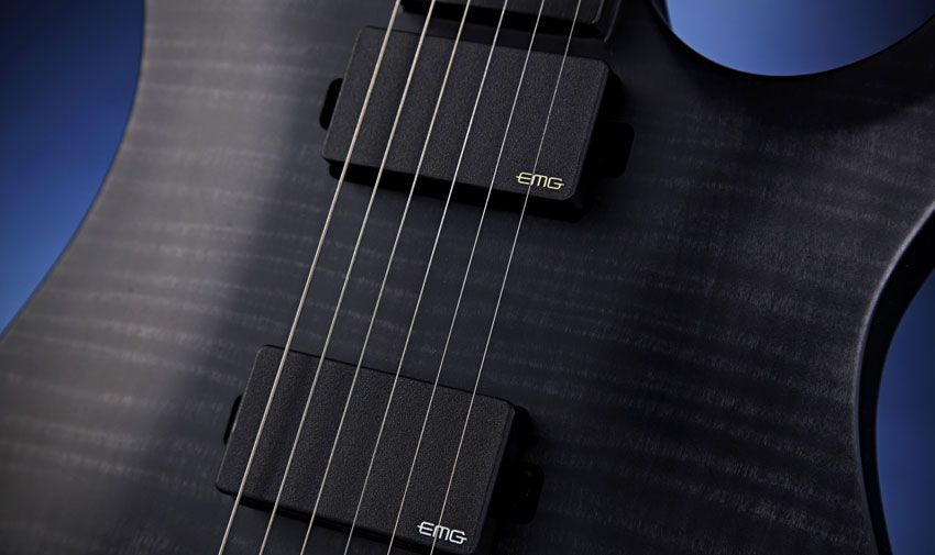 The carved top and matt finish are nicely tactile