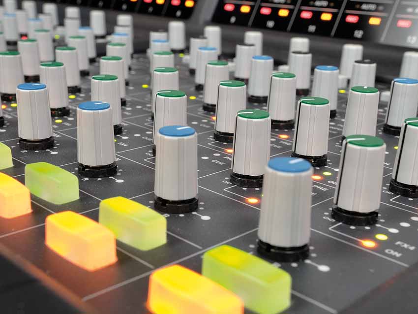 Processing and mixing