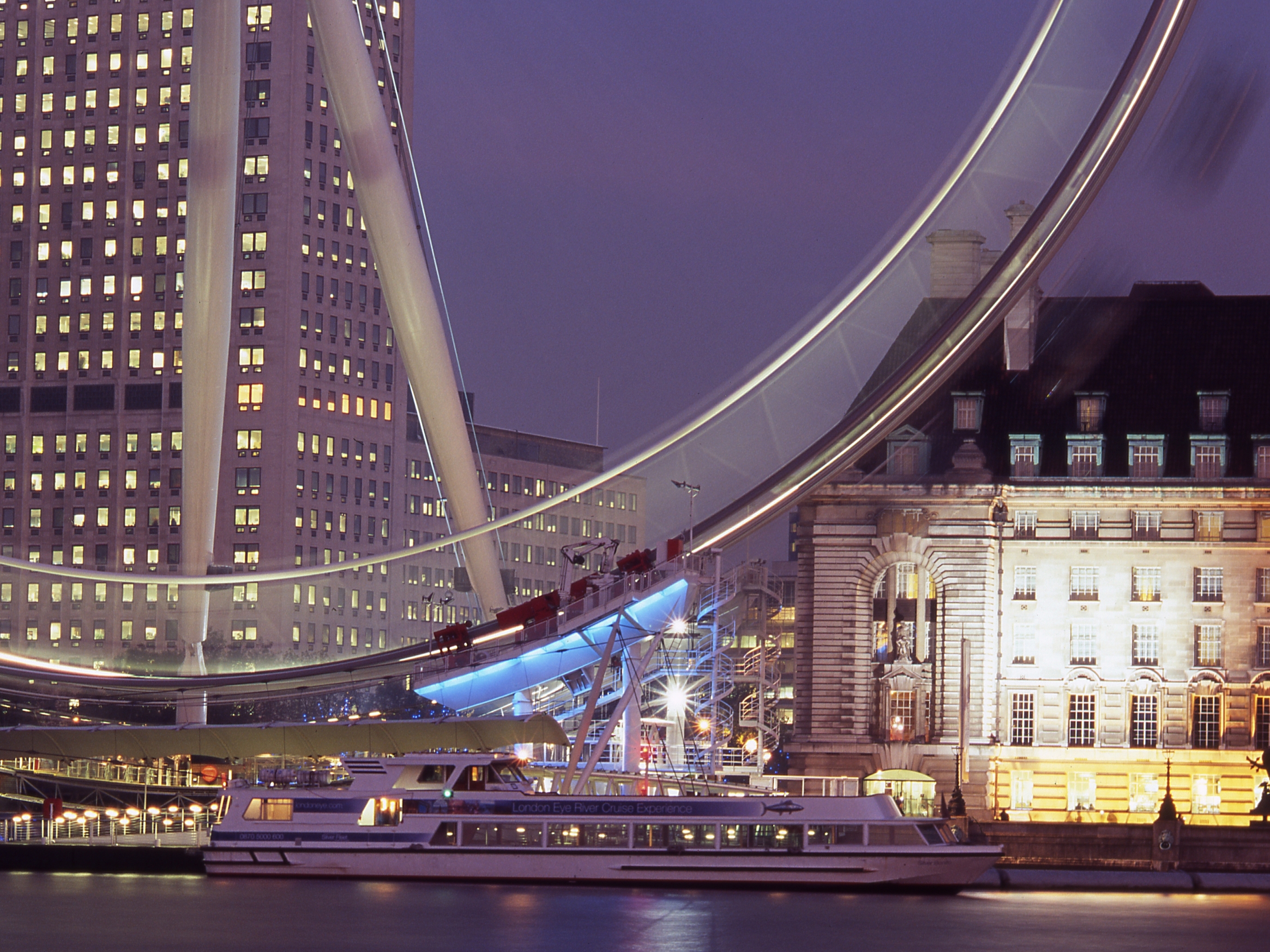 TV and Wi-Fi tech being added to London Eye&#039;s capsules as part of £12.5 million future-proofing investment