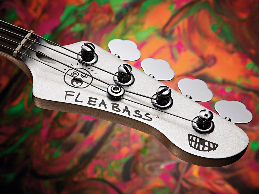 The Fleabass borrows from both the P-Bass and Stingray schools of design.