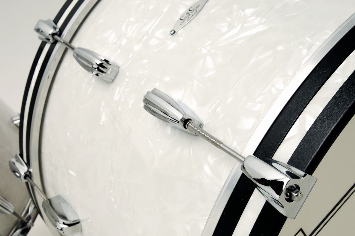 Deep bass drums might be good for hard rockers, but everyone else should really explore the benefits of this shallower 14"