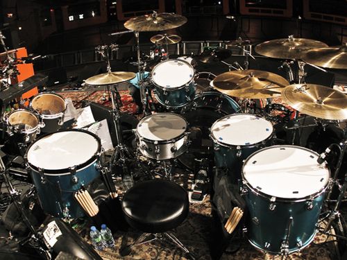 Dave Grohl's drum setup revealed: Them Crooked Vultures | MusicRadar