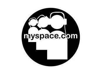 MySpace syncs with Facebook, offering users the chance to share their updates across networks